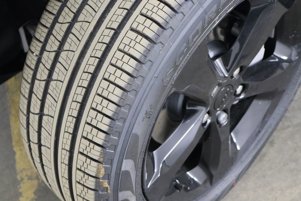 New 2025 Jeep Grand Cherokee Limited image 40