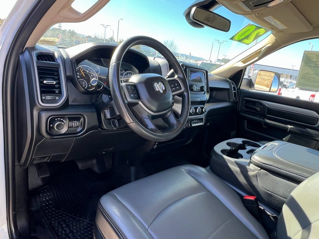 Used 2020 RAM 4500 Tradesman RWD image 15