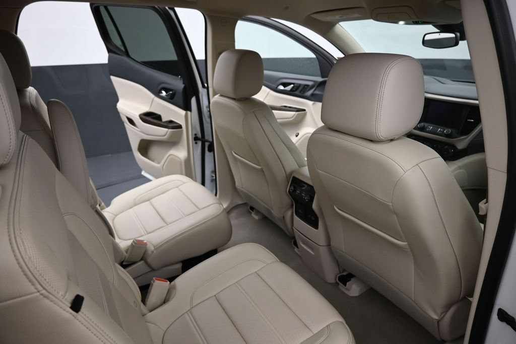Used 2023 GMC Acadia Denali AWD/4WD image 13