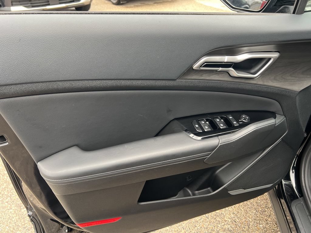 Certified 2024 Kia Sportage X-Line AWD/4WD image 7