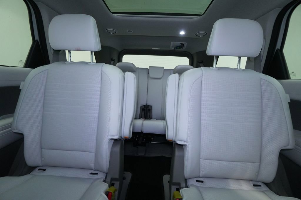 New 2026 Hyundai Palisade Limited AWD/4WD image 24