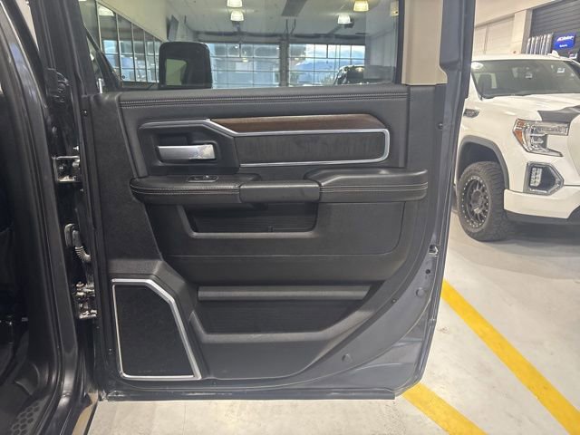 Used 2024 RAM 2500 Laramie w/ Safety Group AWD/4WD image 35
