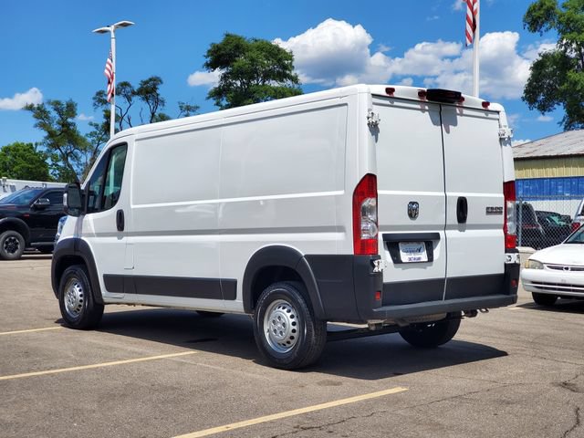 Used 2025 RAM ProMaster 2500 w/ Convenience Group FWD image 3