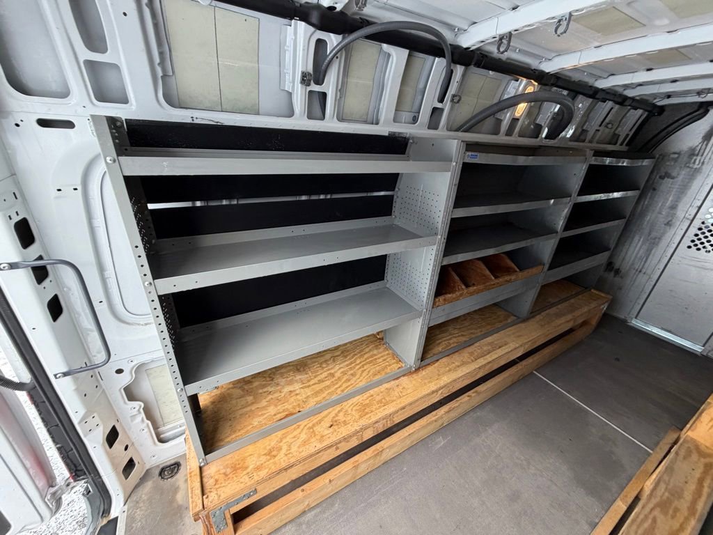 Used 2021 Mercedes-Benz Sprinter 2500 image 6