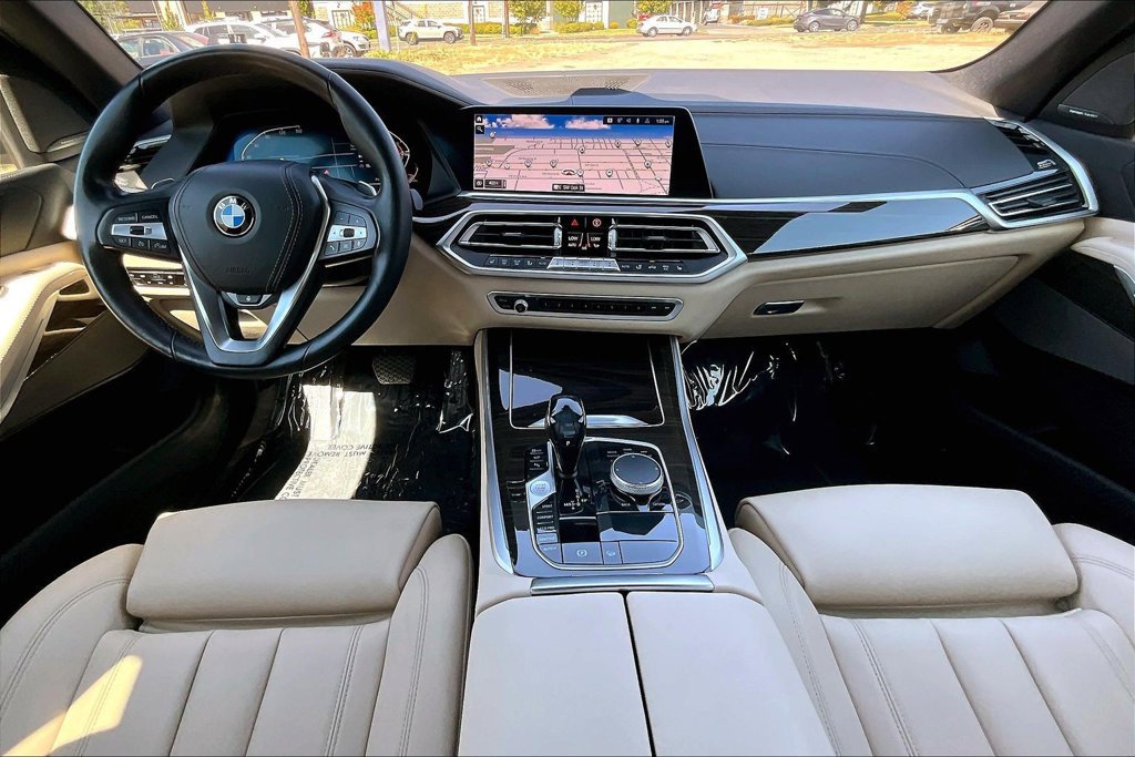 Used 2021 BMW X5 xDrive40i w/ Premium Package AWD/4WD image 16