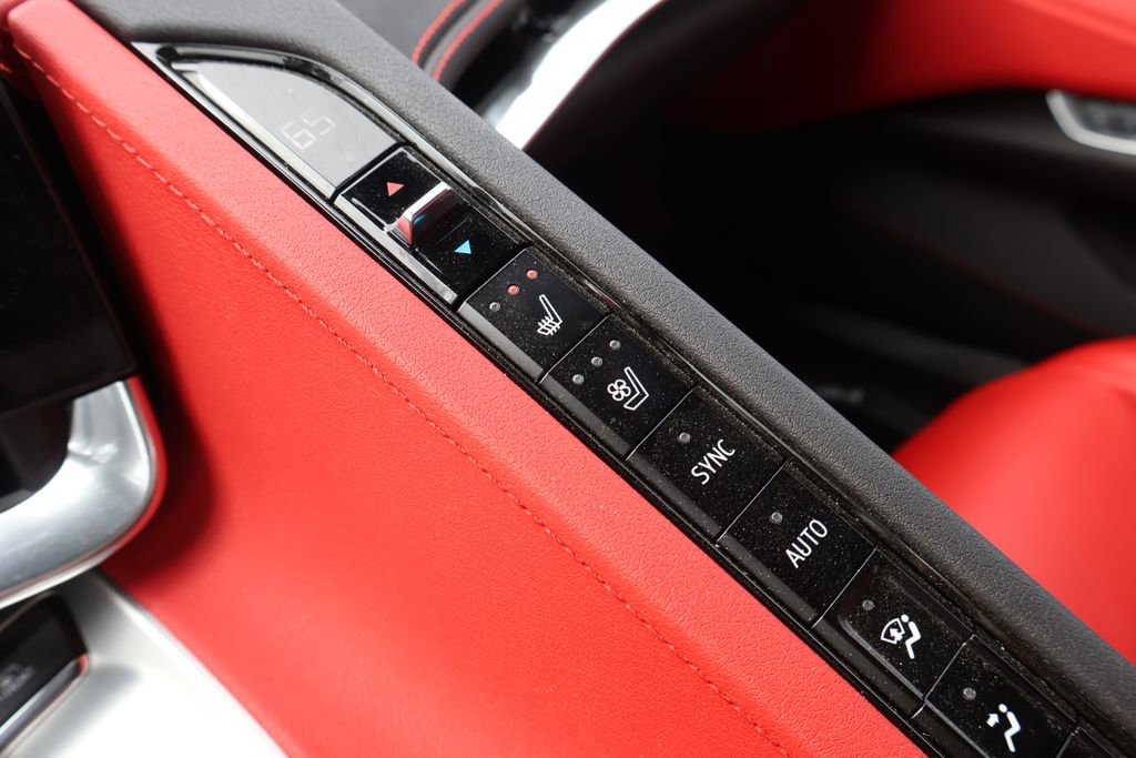 Used 2020 Chevrolet Corvette Stingray w/ 2LT Preferred Equipment Group image 28