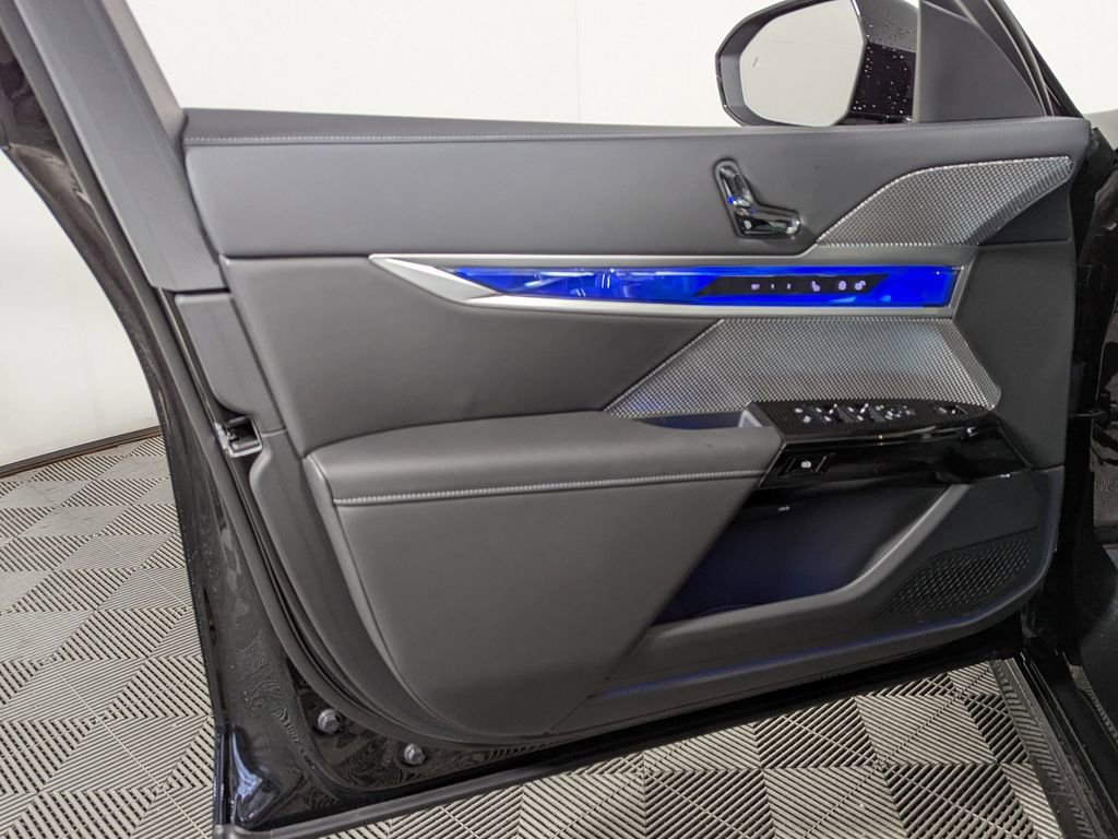 New 2026 BMW i7 xDrive60 image 11