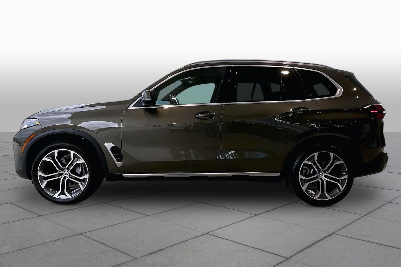 Used 2026 BMW X5 sDrive40i RWD image 32