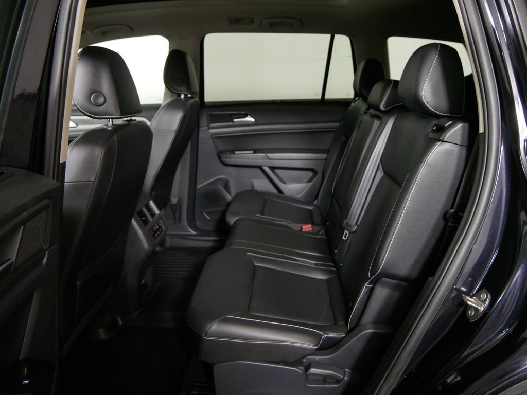 Used 2021 Volkswagen Atlas SEL AWD/4WD image 18