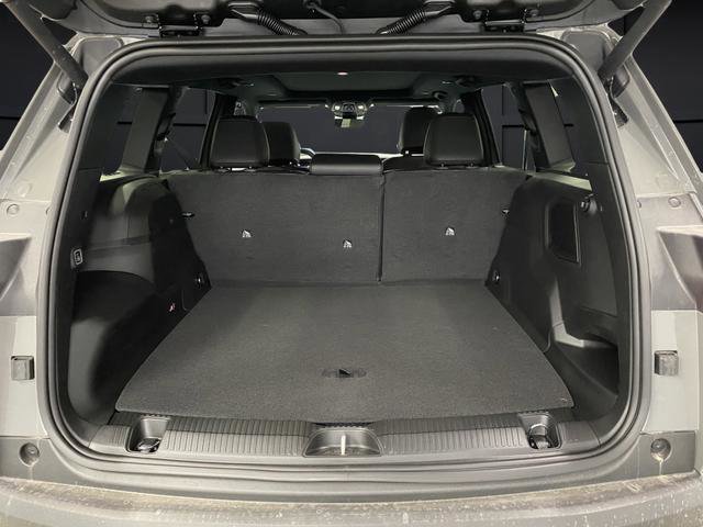 New 2026 Jeep Cherokee Overland w/ Trailer Tow Group image 16