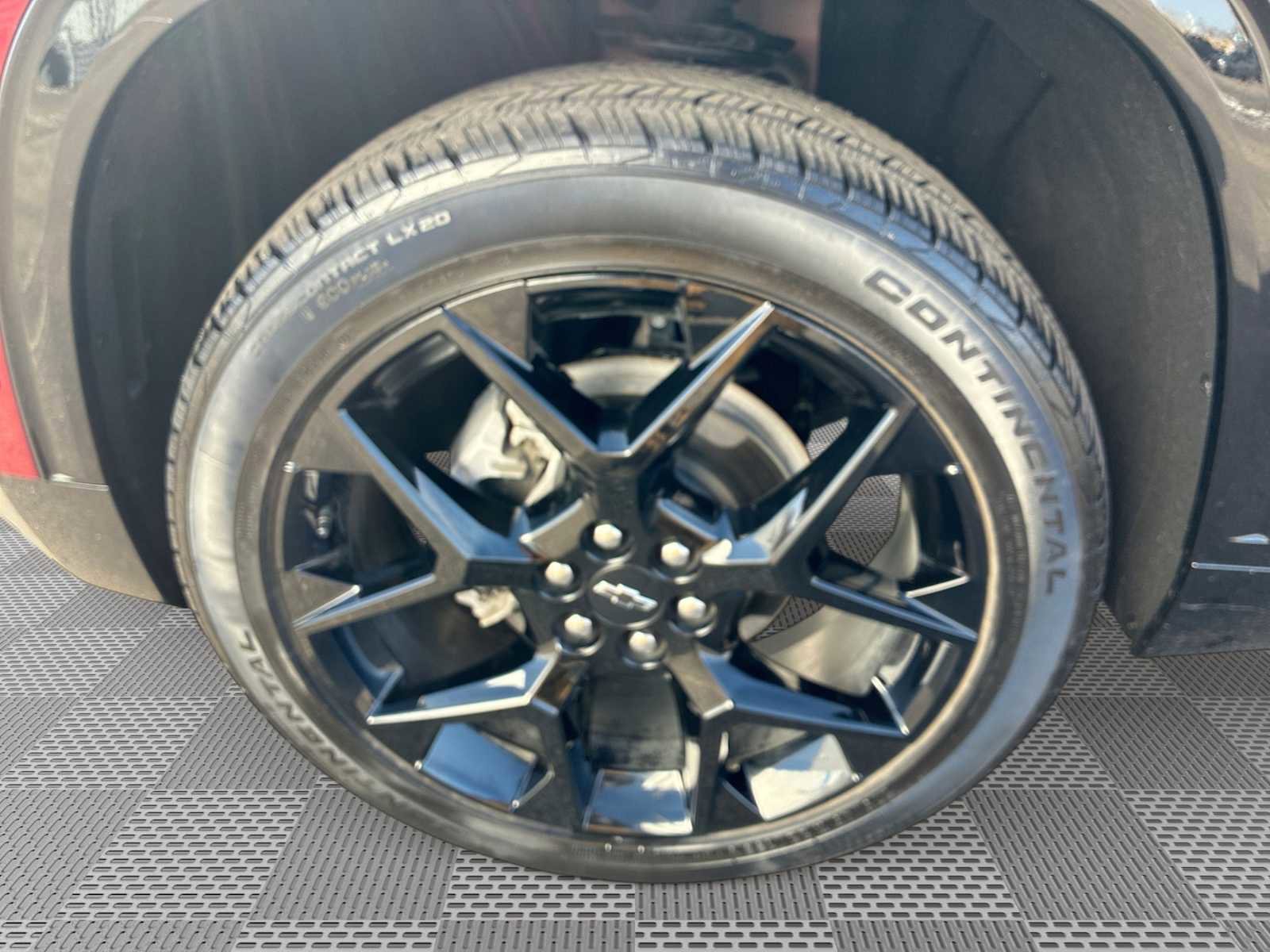 Certified 2024 Chevrolet Traverse RS image 34