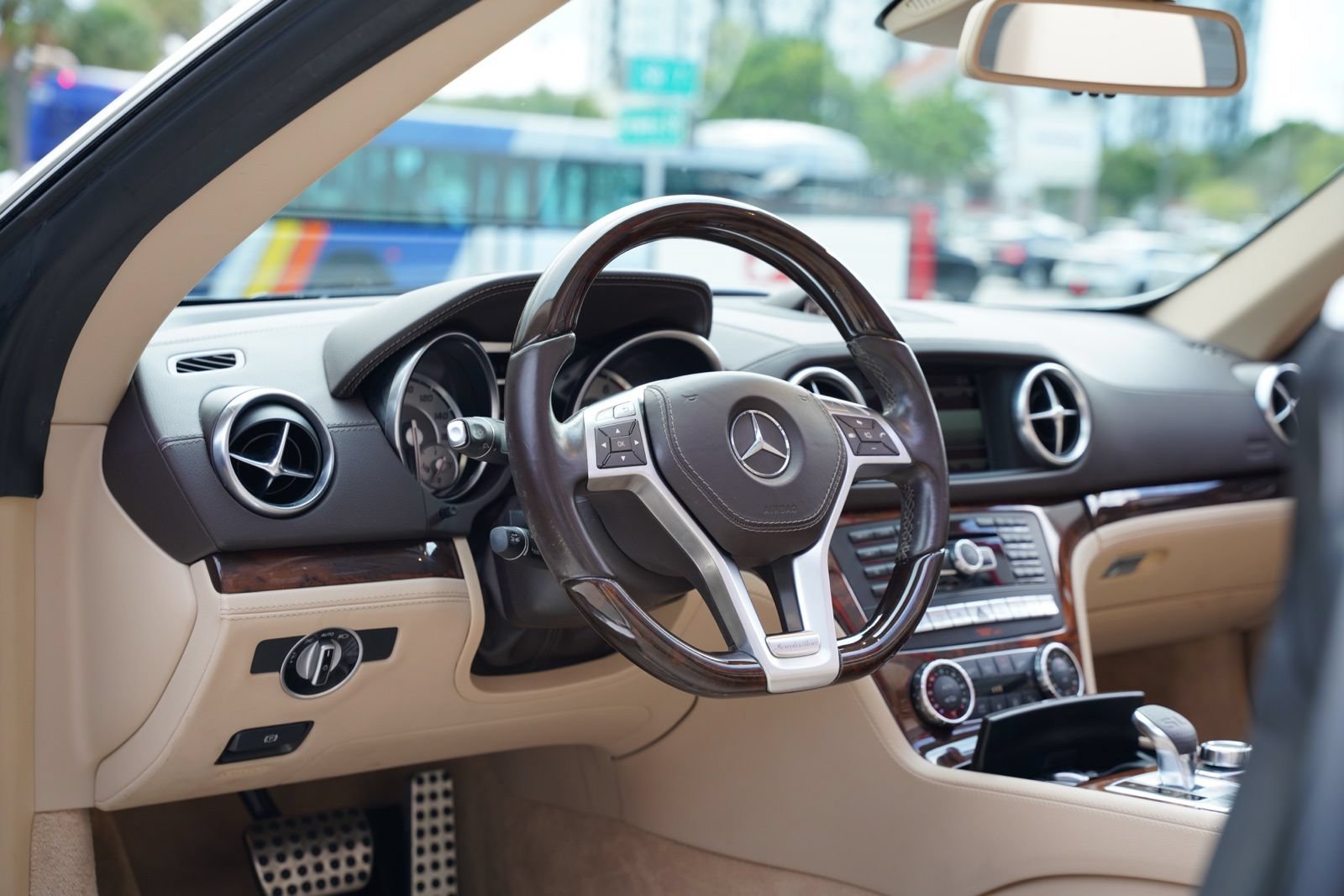 Used 2016 Mercedes-Benz SL 400 image 21
