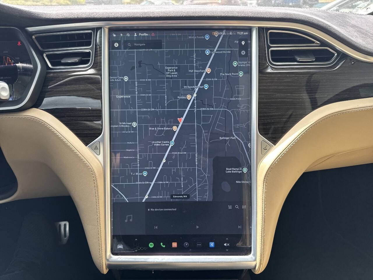Used 2016 Tesla Model X Performance AWD/4WD image 32