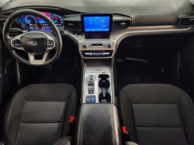 Used 2023 Ford Explorer XLT RWD image 4