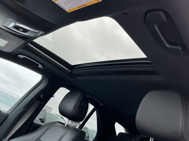 Used 2022 Mercedes-Benz GLE 350 4MATIC image 10