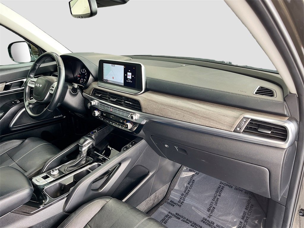 Used 2022 Kia Telluride SX w/ Towing Package image 32