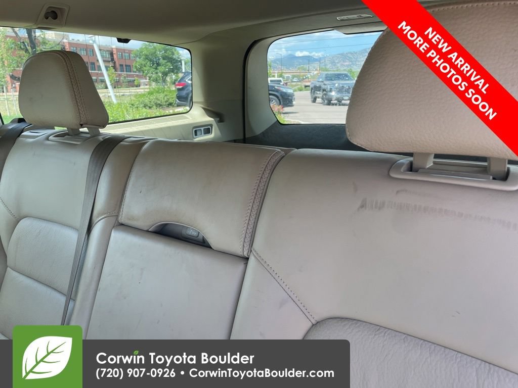 Used 2012 Volvo XC70 T6 AWD/4WD image 12