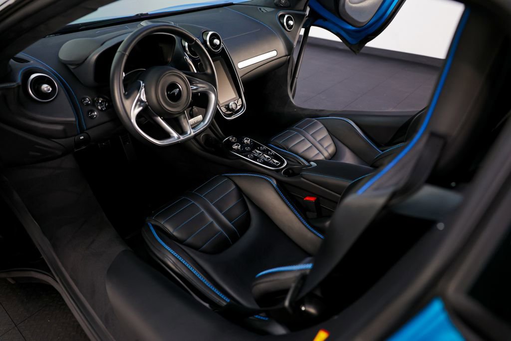 Used 2025 McLaren GTS image 11