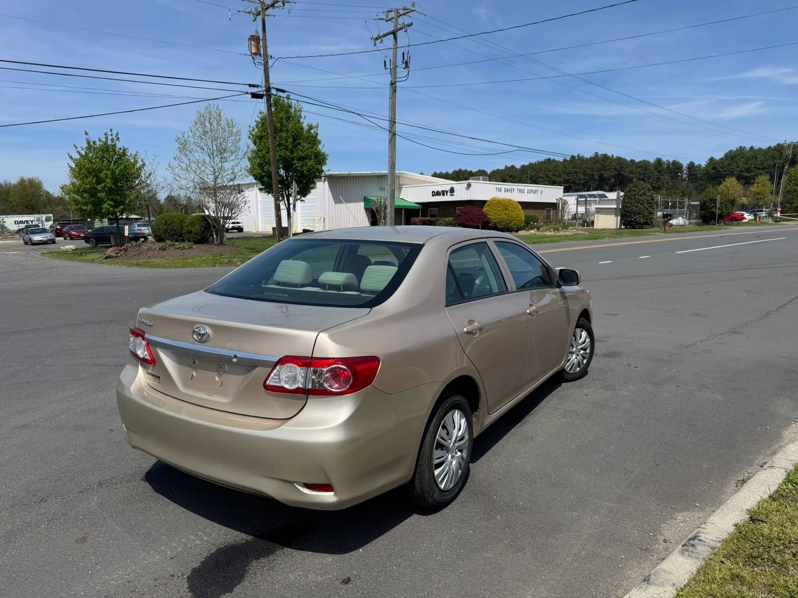 Used 2013 Toyota Corolla L FWD image 5
