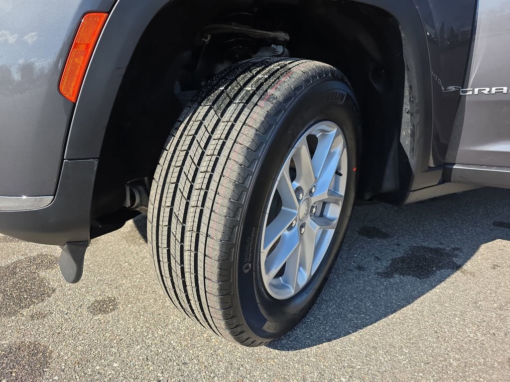 New 2026 Jeep Grand Cherokee L 4WD image 34