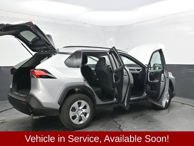 Used 2021 Toyota RAV4 LE AWD/4WD image 49