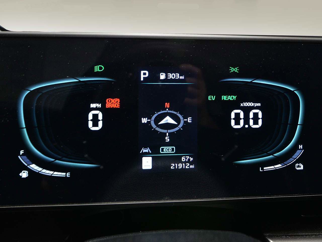 Used 2023 Kia Sportage EX image 12