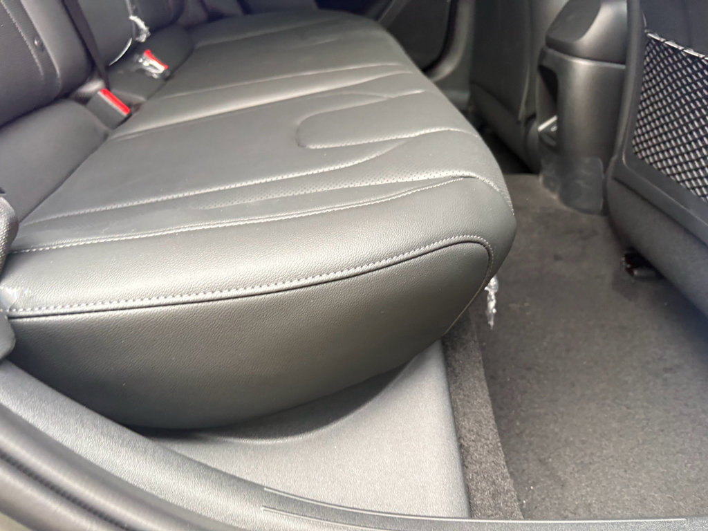 New 2026 Hyundai Elantra Limited FWD image 23
