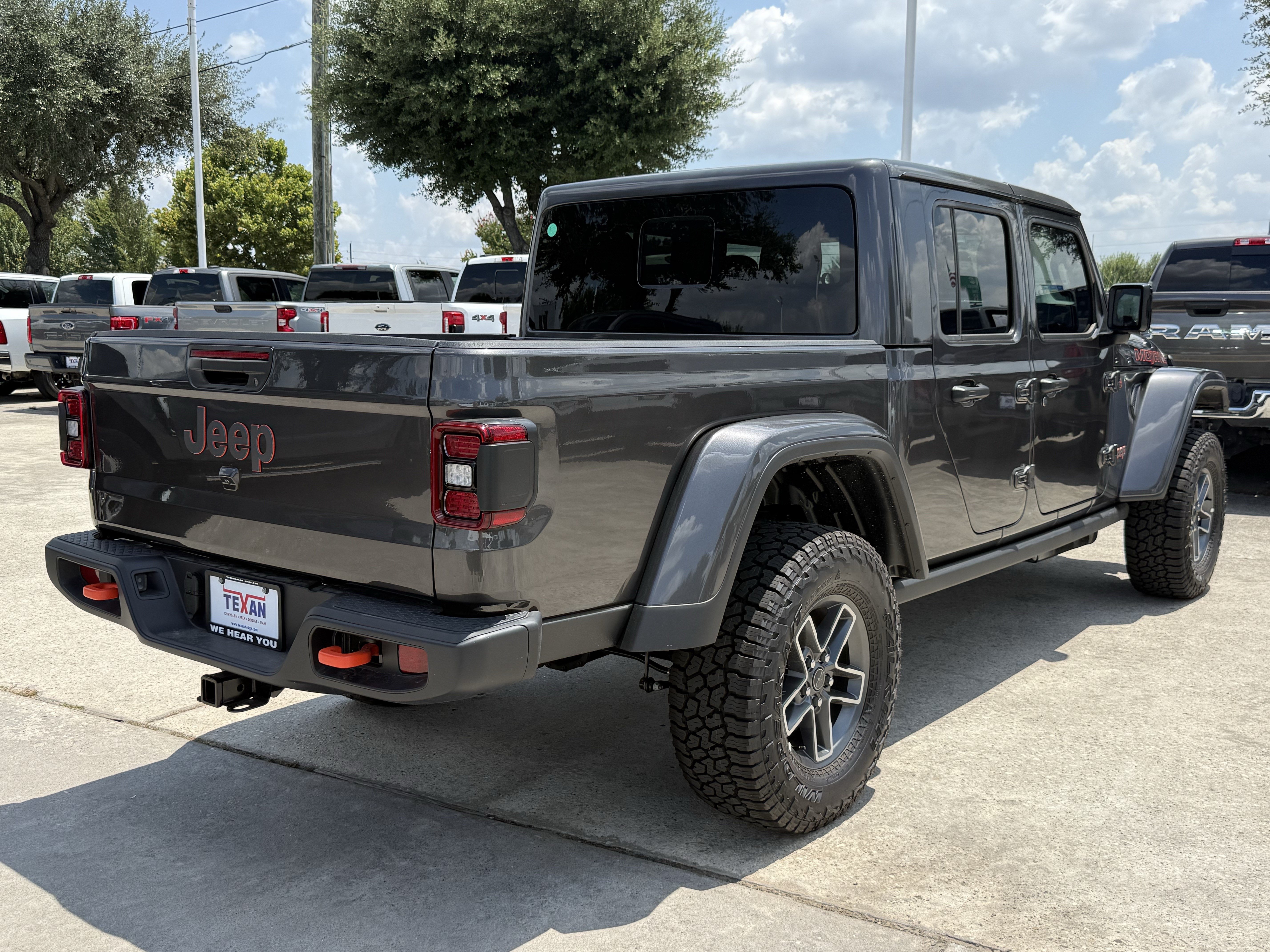 New 2026 Jeep Gladiator Mojave AWD/4WD image 5