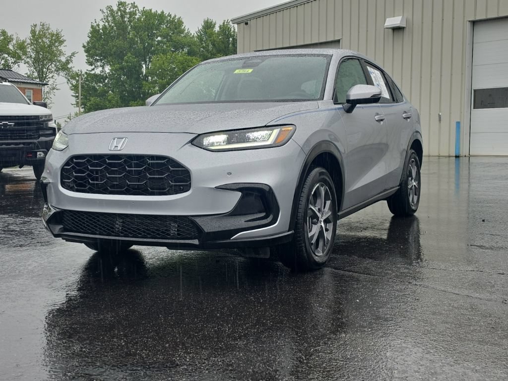 Used 2025 Honda HR-V EX-L image 3