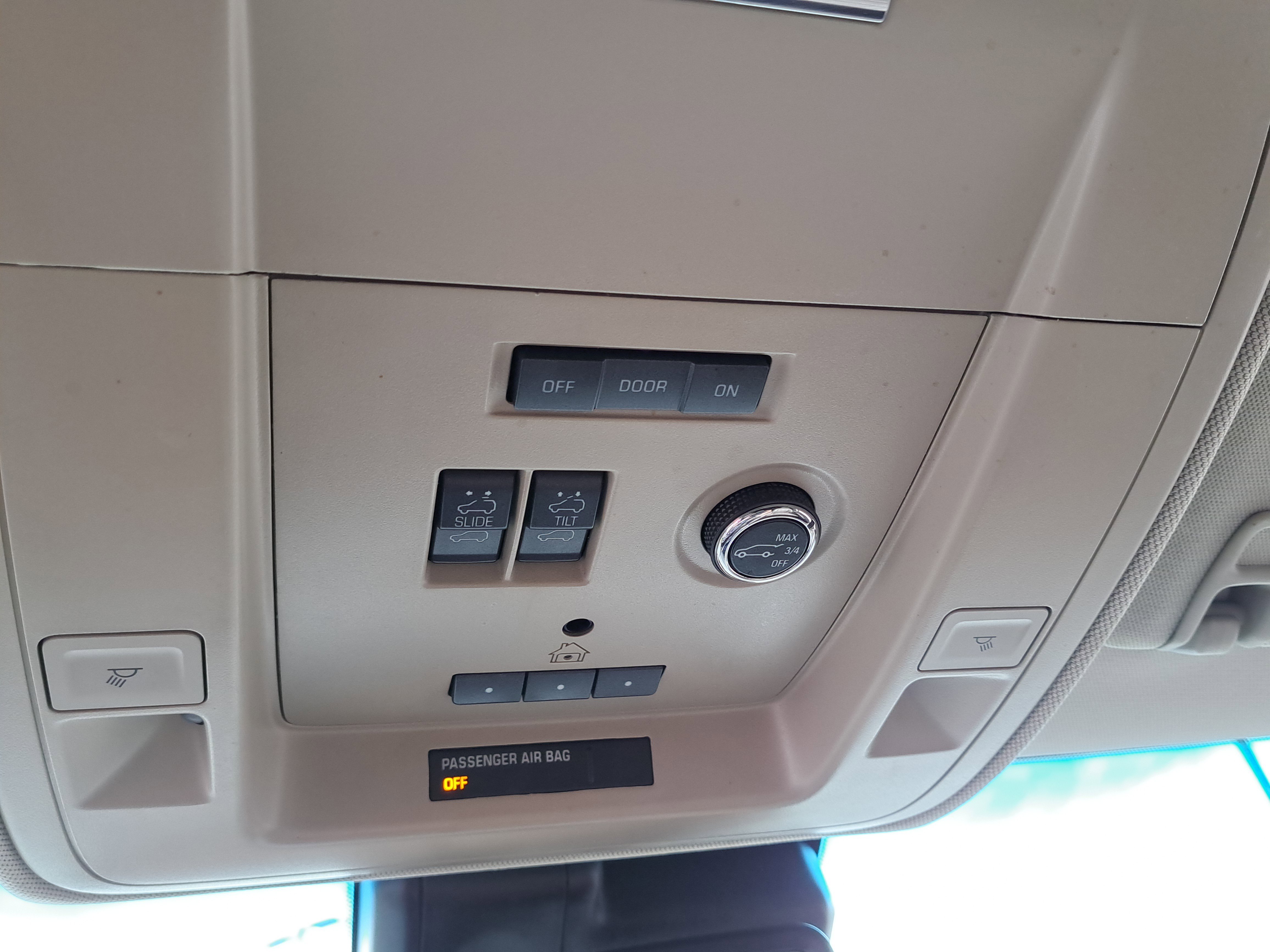 Used 2015 GMC Yukon XL SLT w/ Open Road Package image 24