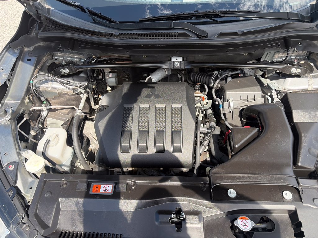 Used 2022 Mitsubishi Eclipse Cross SEL AWD/4WD image 20