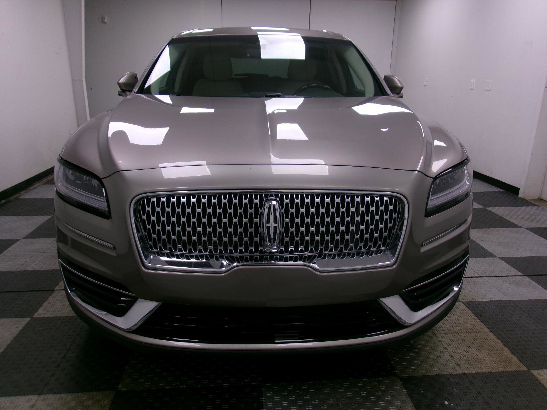 Used 2020 Lincoln Nautilus Premier w/ Equipment Group 101A image 15