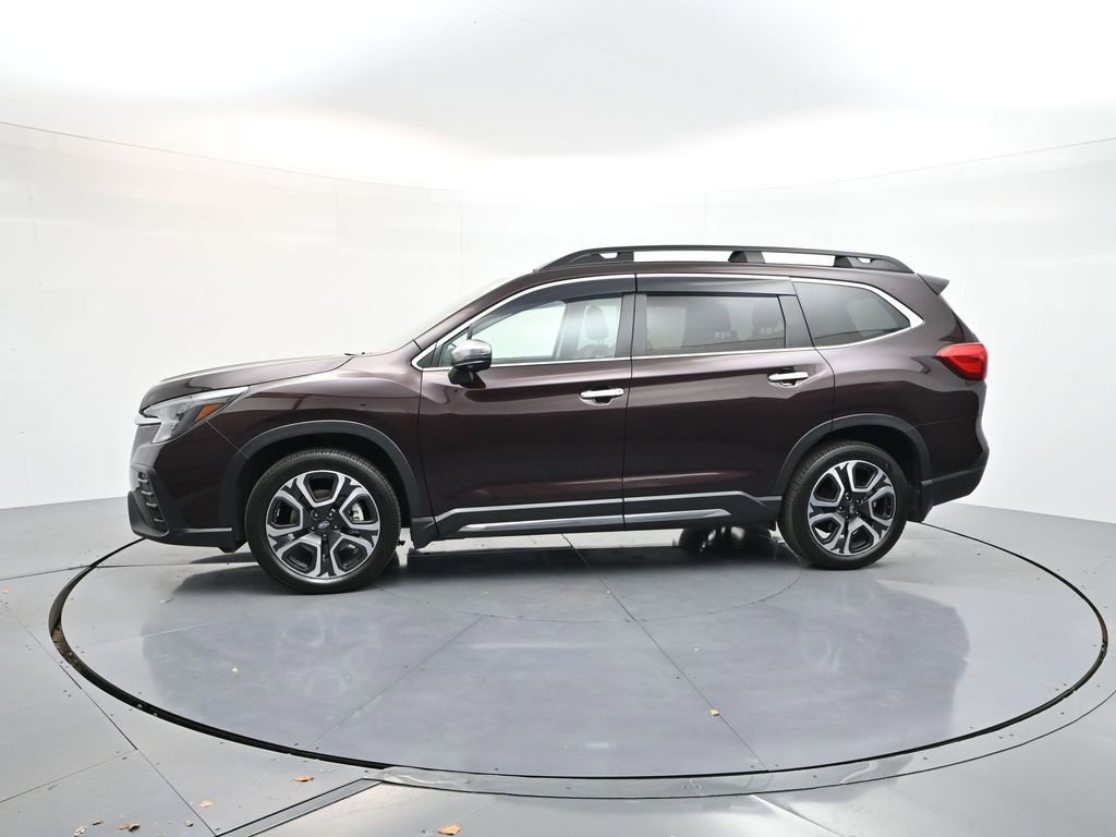Used 2023 Subaru Ascent Touring image 4
