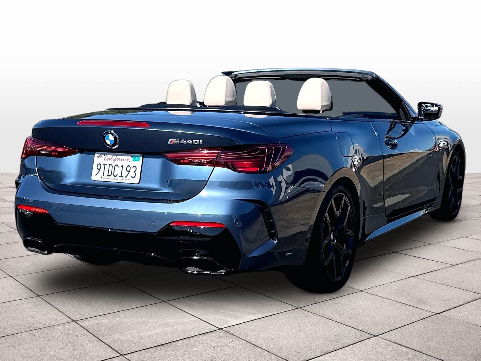 Used 2025 BMW M440i Convertible w/ Premium Package RWD image 9