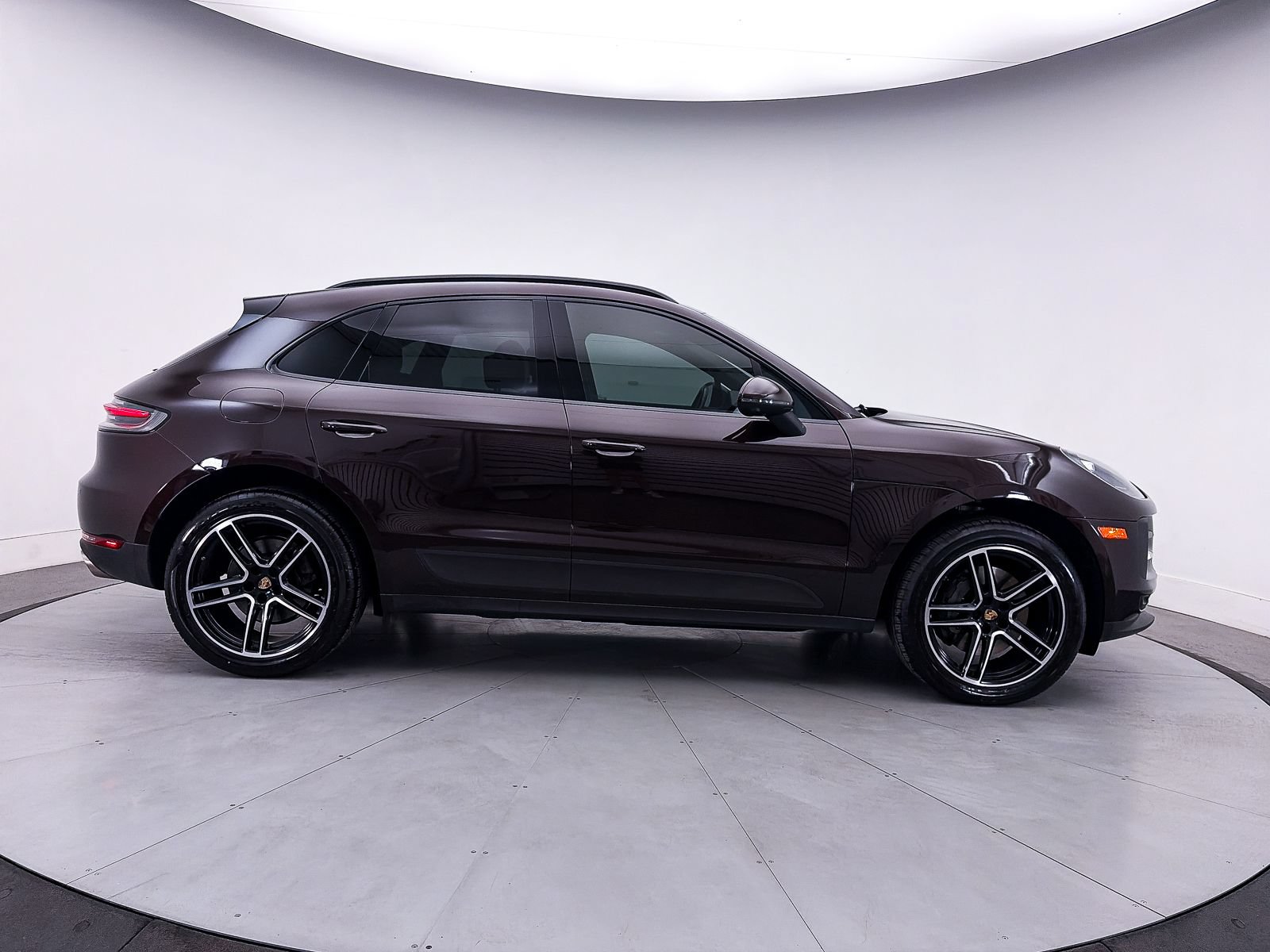 Used 2021 Porsche Macan S w/ Premium Package Plus AWD/4WD image 45