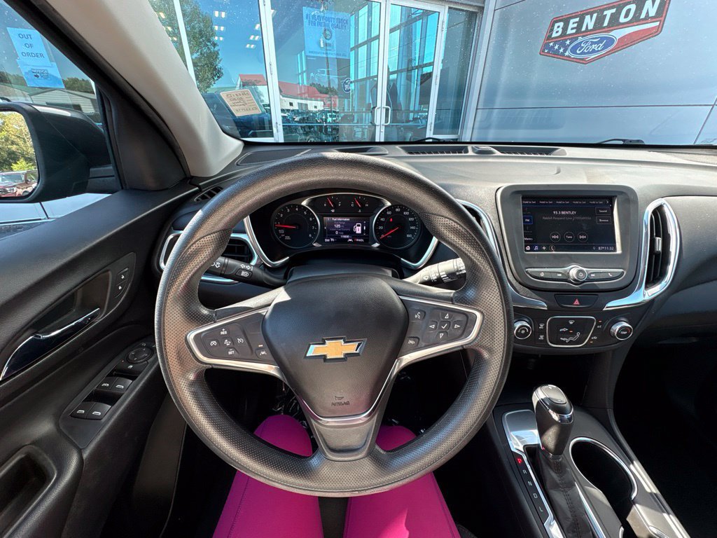 Used 2020 Chevrolet Equinox LT FWD image 16