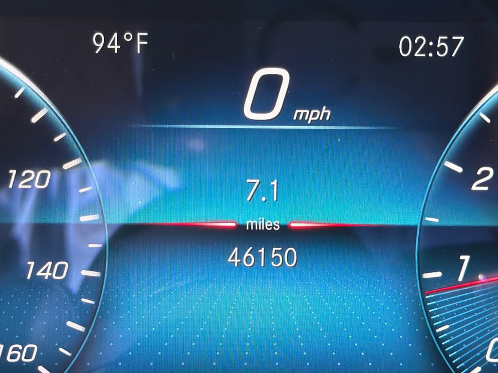 Used 2023 Mercedes-Benz E 350 Sedan image 4