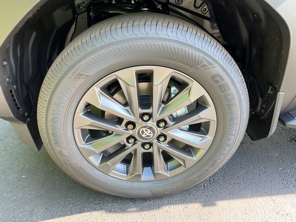 New 2027 Toyota Land Cruiser w/ Premium Package AWD/4WD image 25