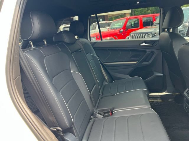 Used 2024 Volkswagen Tiguan SEL R-Line AWD/4WD image 28