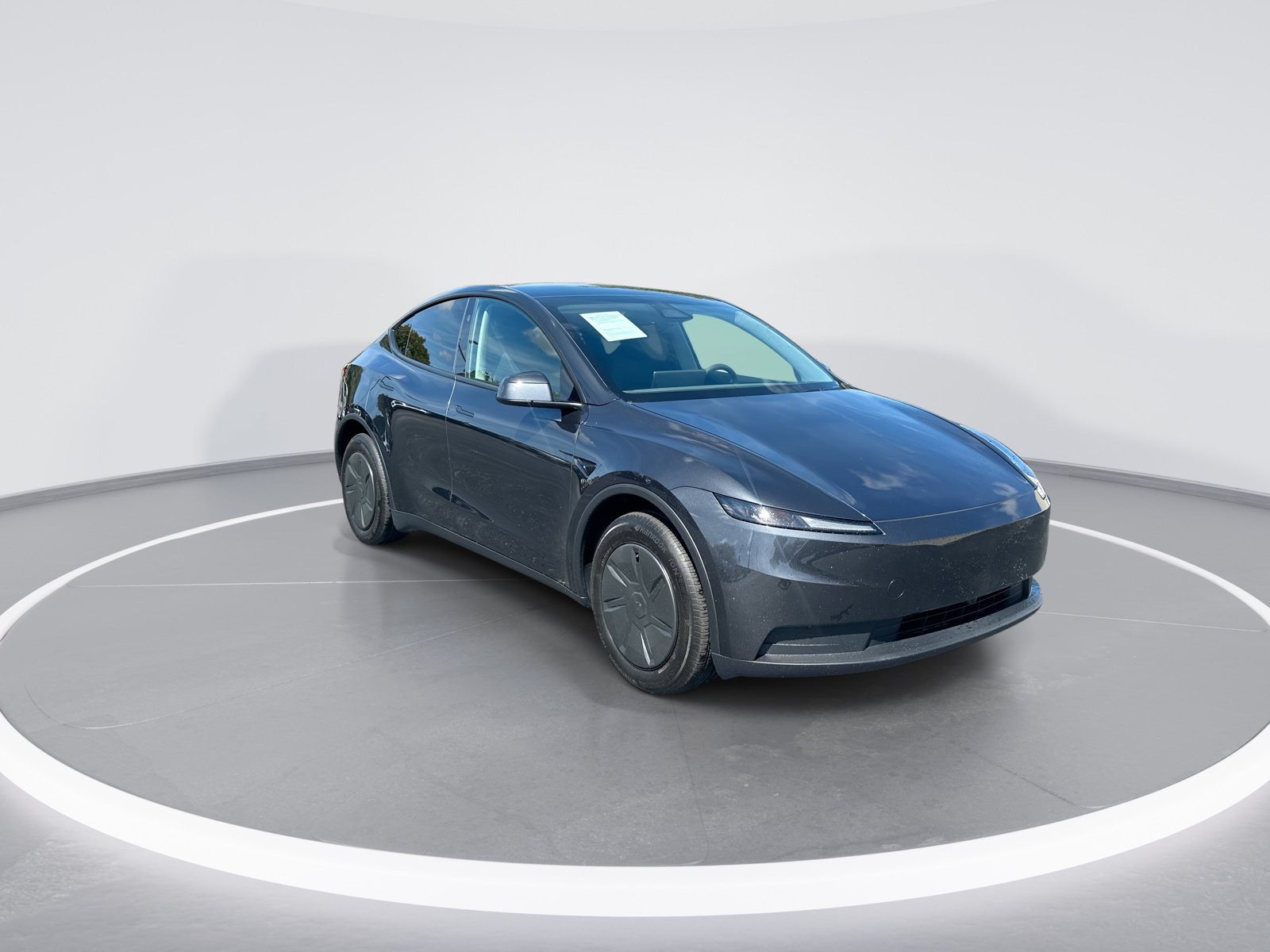 Used 2026 Tesla Model Y AWD image 2
