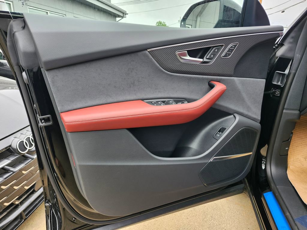 New 2026 Audi SQ8 Premium Plus AWD/4WD image 13