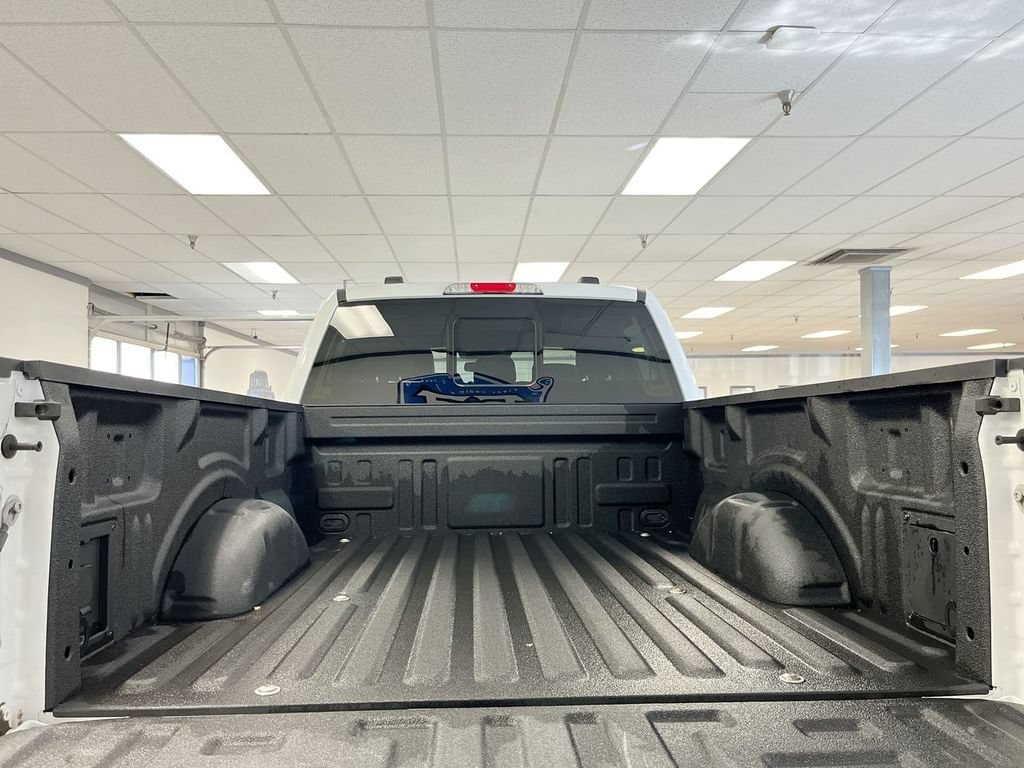 Used 2025 Ford F150 Lariat AWD/4WD image 11