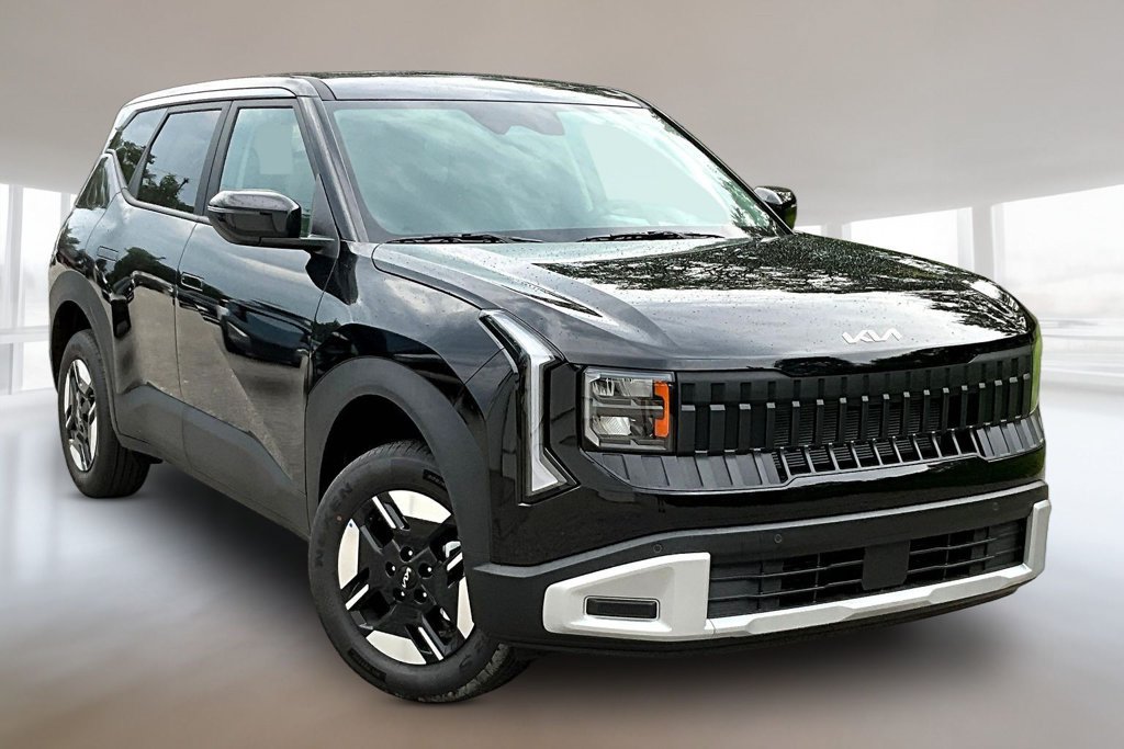 New 2027 Kia Seltos LX AWD/4WD image 2