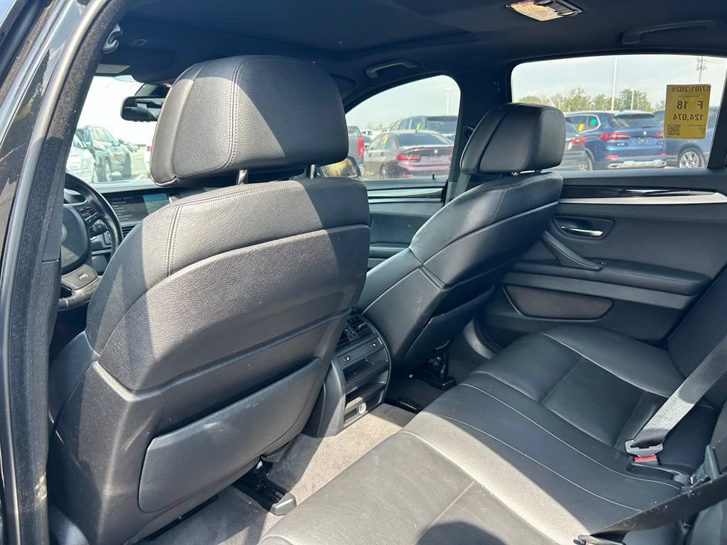 Used 2012 BMW 550i xDrive Sedan AWD/4WD image 18