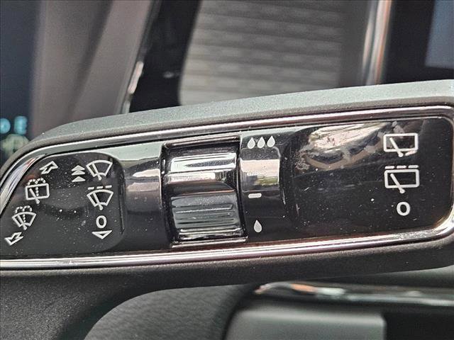 Used 2024 Lincoln Corsair FWD image 13