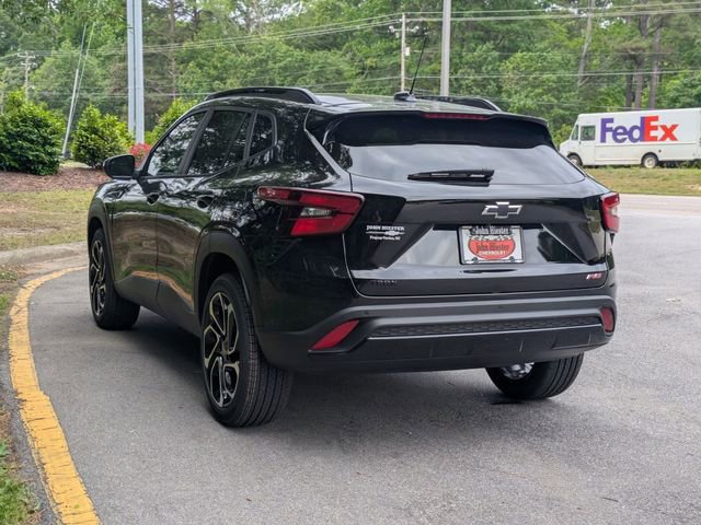 New 2026 Chevrolet Trax RS w/ Sunroof Package FWD image 4