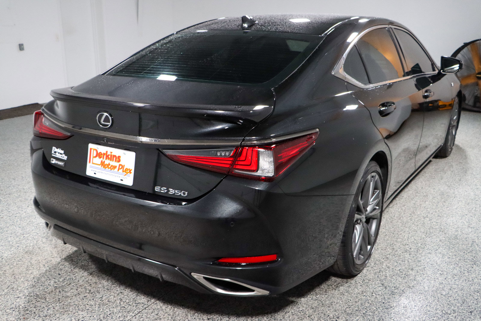 Used 2021 Lexus ES 350 F Sport w/ Accessory Package 2 FWD image 7