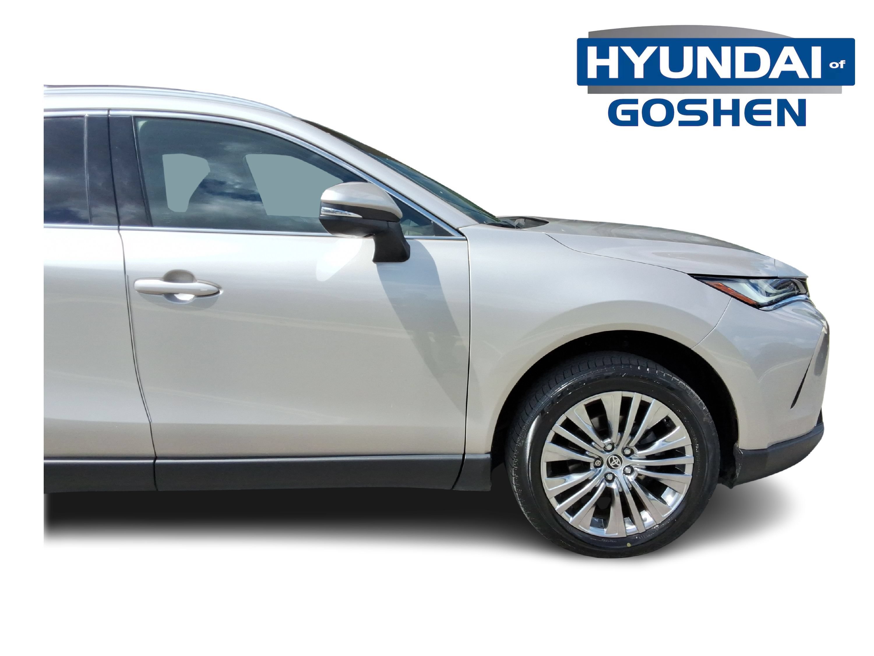 Used 2023 Toyota Venza XLE AWD/4WD image 10