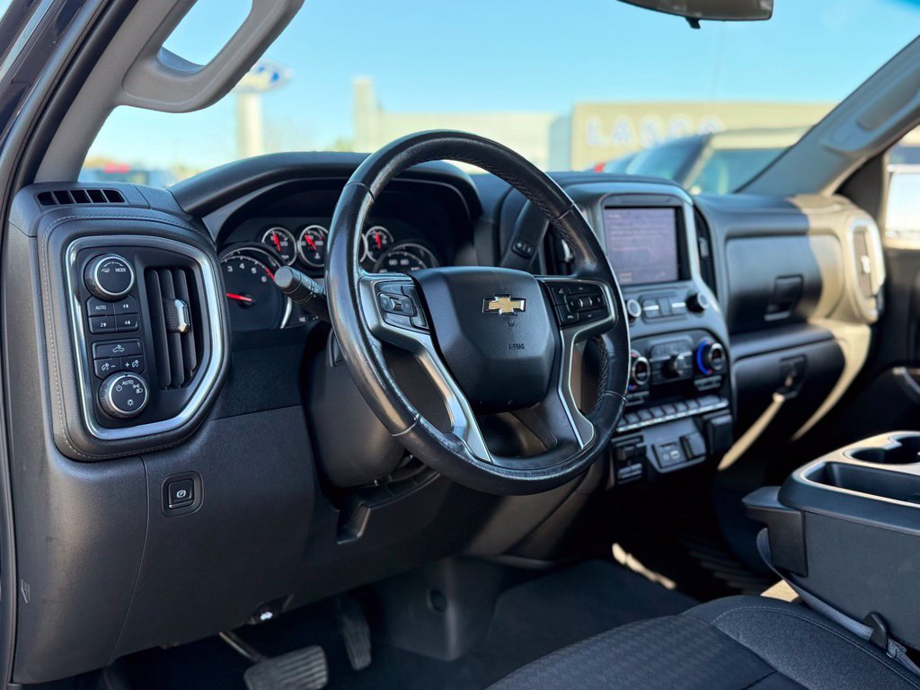 Used 2021 Chevrolet Silverado 1500 LT w/ Z71 Off-Road Package AWD/4WD image 10