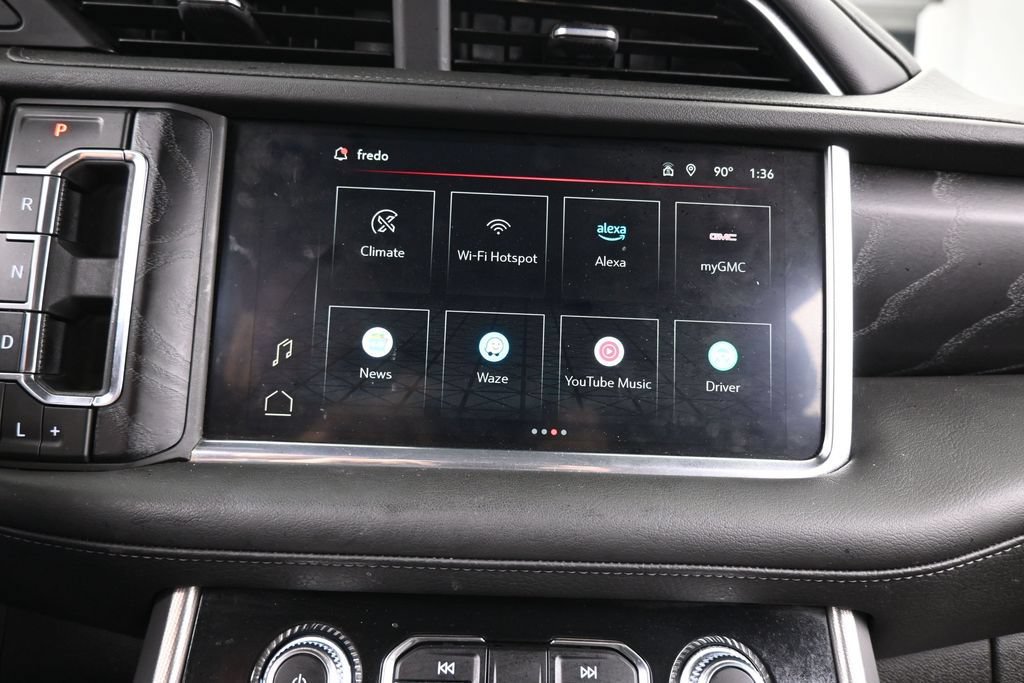 Used 2024 GMC Yukon XL Denali RWD image 30
